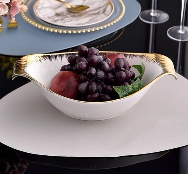 TREND HOME BOWL Tiefer Servierteller aus goldweißem Porzellan 37 cm
