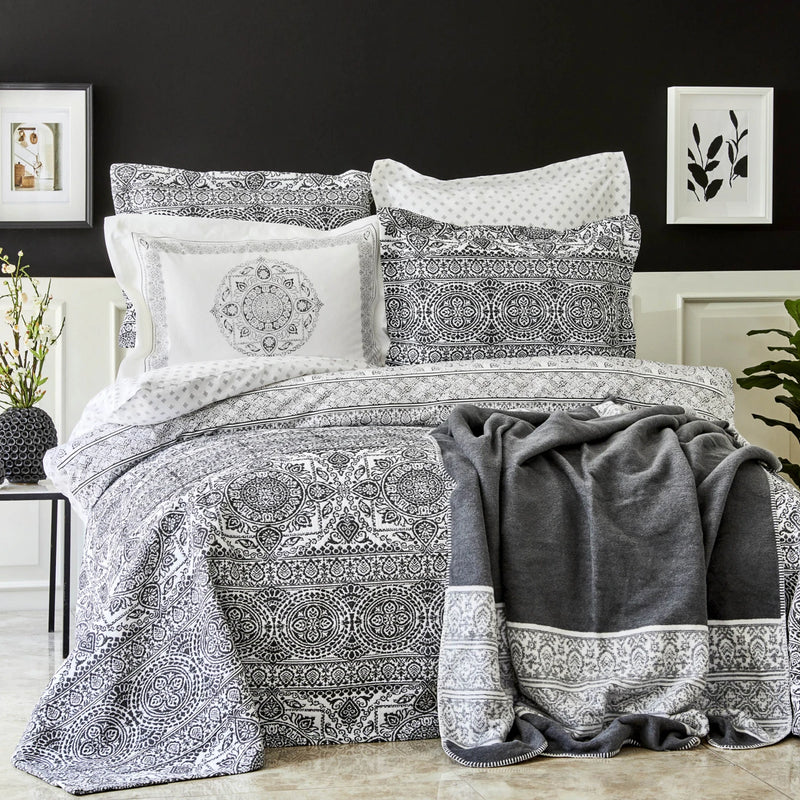 KARACA HOME BONAR  Ensemble de linge de linge de lit complet noir KARACA HOME BONAR  Siyah çift kişilik winter komple  set  KARACA HOME BONAR  Schwarzes Doppel-Winter-Komplettset 